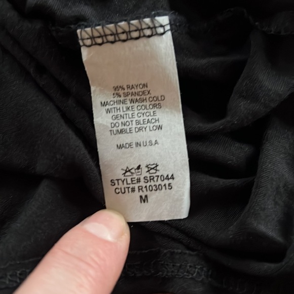 A3 design black and gold bodysuit size medium NWT - Picture 6 of 7